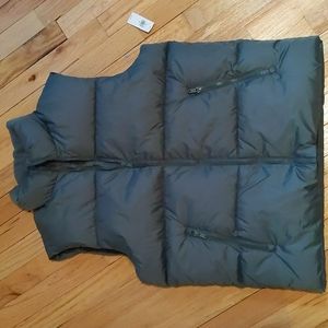 NWT Old Navy puffer vest